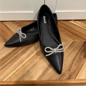 Abound size 8 Black flats with faux Diamond Silver Bows